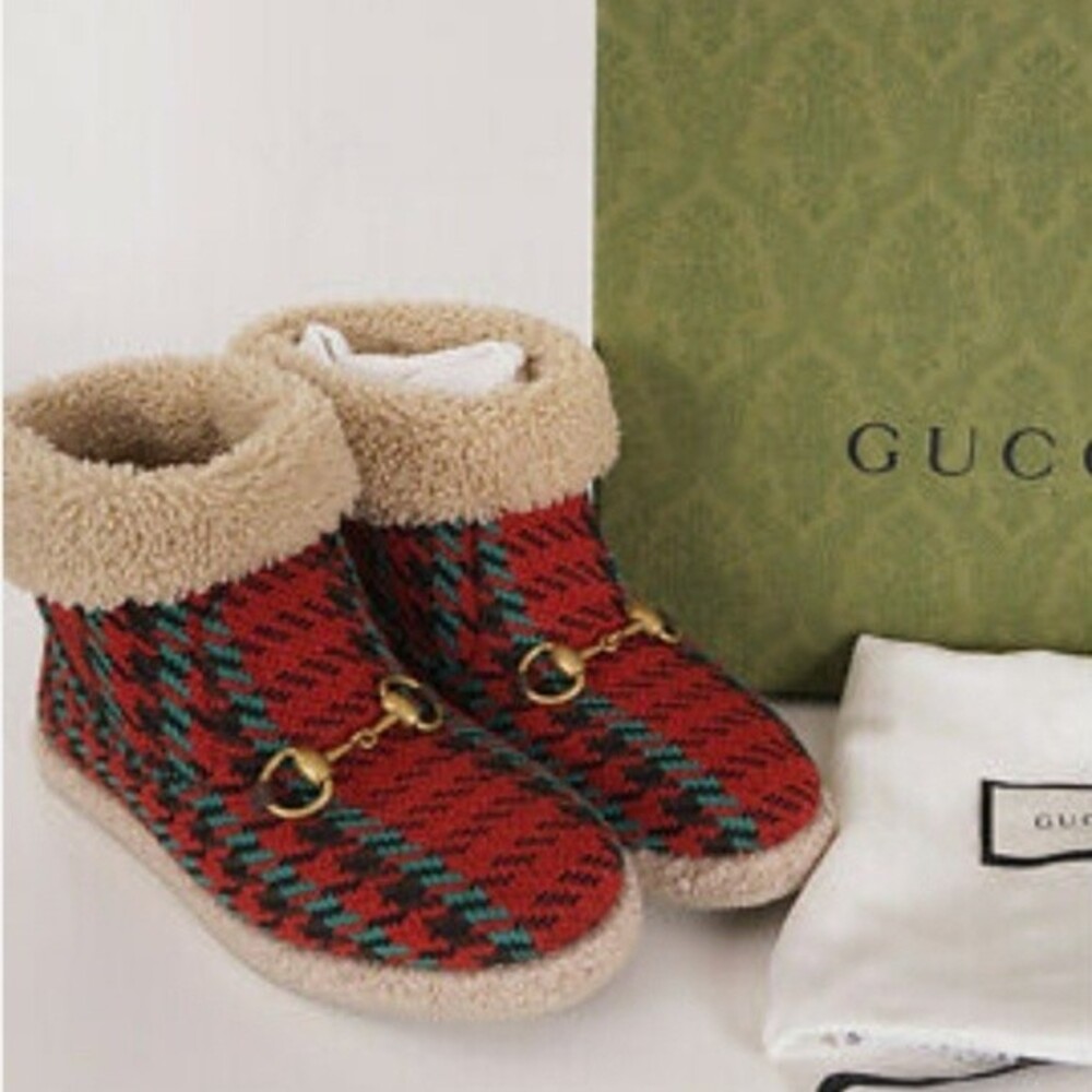 Gucci Red Green Houndstooth Horsebit Booties Size 37 Sherpa Chic Edgy Luxury NEW